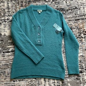 Great Northwest junior’s sweaters